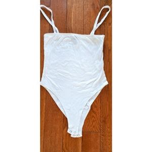 4/$25 FOREVER 21 Ribbed Lace-Lined Bodysuit - Size S